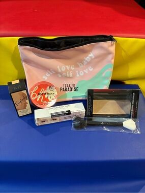Japonesque, BH Cosmetics, and Kristofer Buckle Makeup Bundle